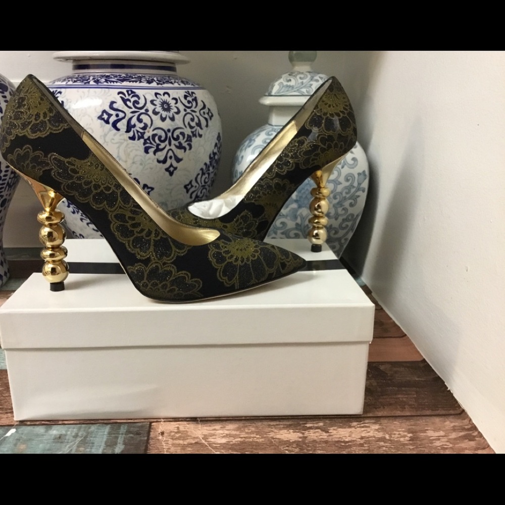 Chiara Boni petite court shoes